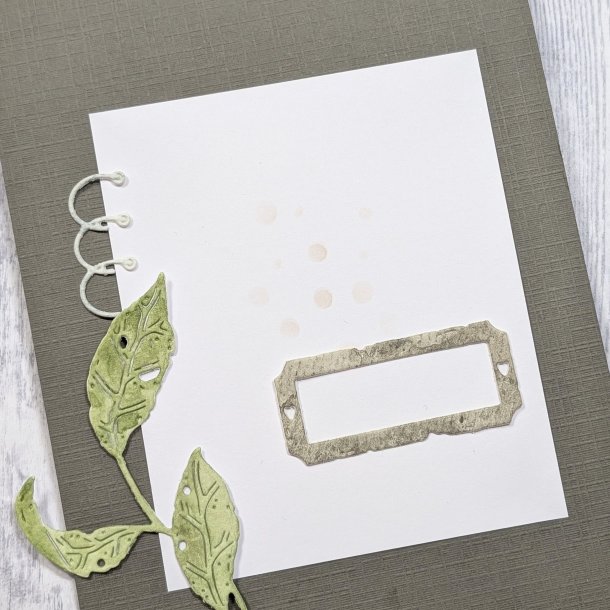 Gammel etiketramme med hjerter