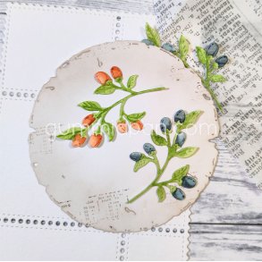 Lille kvist med b�r